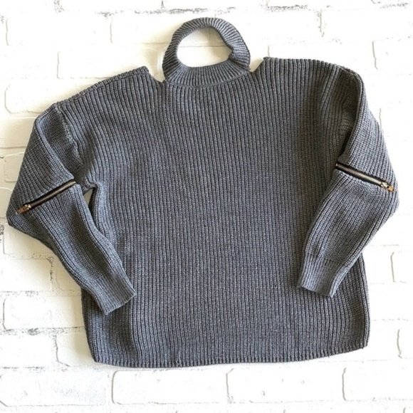 𝅺🍩gray Choker Sweater Size S/M - Picture 2 of 5